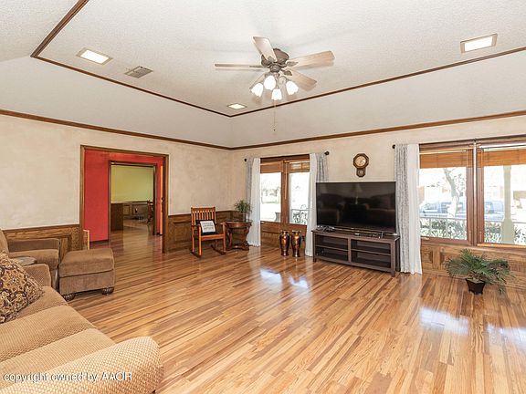 5th image of 6809 Bent Oak Dr