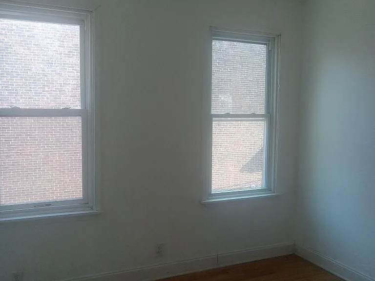 4435 N 16th St — Photo 2