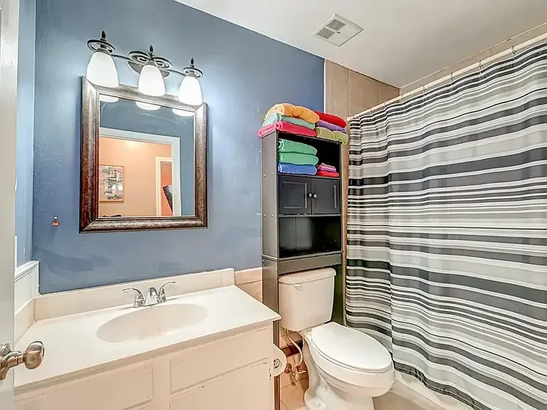 303 Canaberry Cir — Photo 14