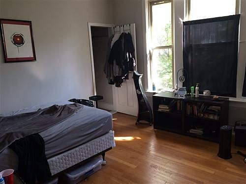3rd image of 3274 W Altgeld St #3C