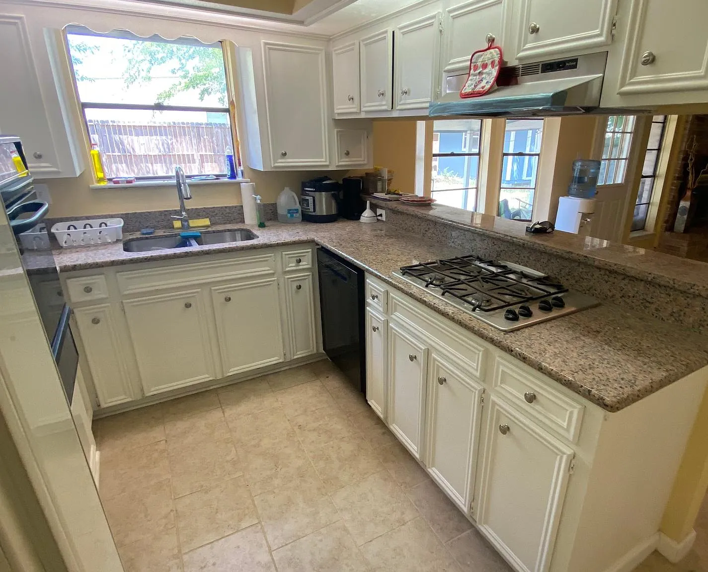 18726 Wood Glen Ln — Photo 1