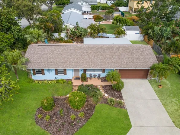 1004 68th St NW, Bradenton, FL 34209