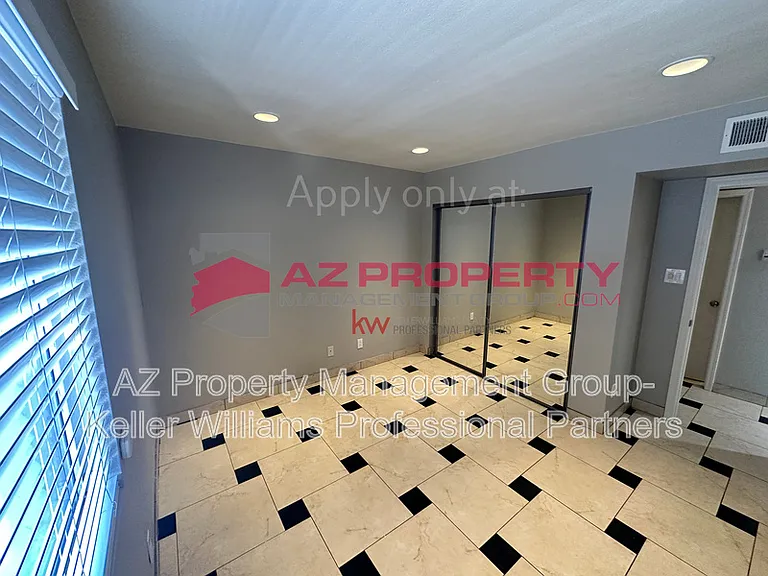4410 N Longview Ave #226 — Photo 11