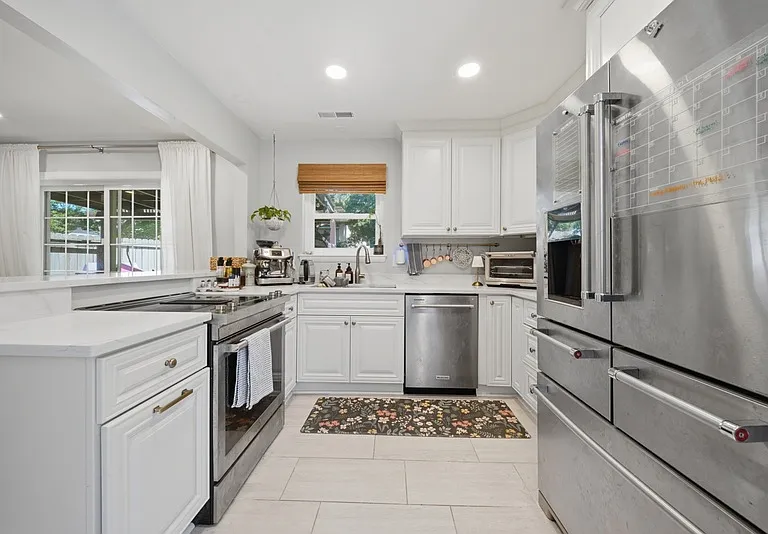 1810 Delaney St — Photo 10