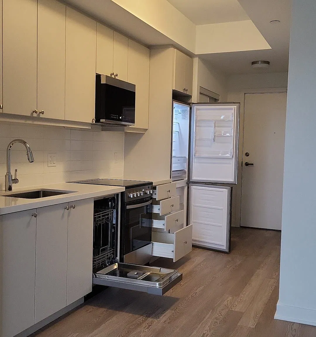 1 bed, $1,975 — Photo 3