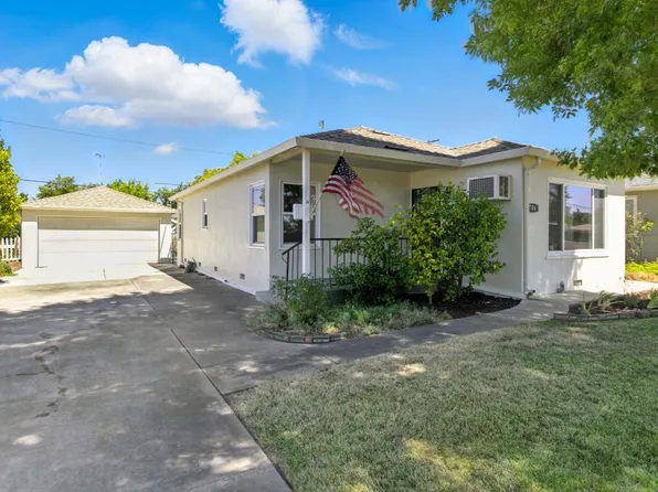 704 S Hutchins St, Lodi, CA 95240