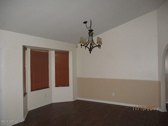 4th image of 2061 Wax Myrtle Ct