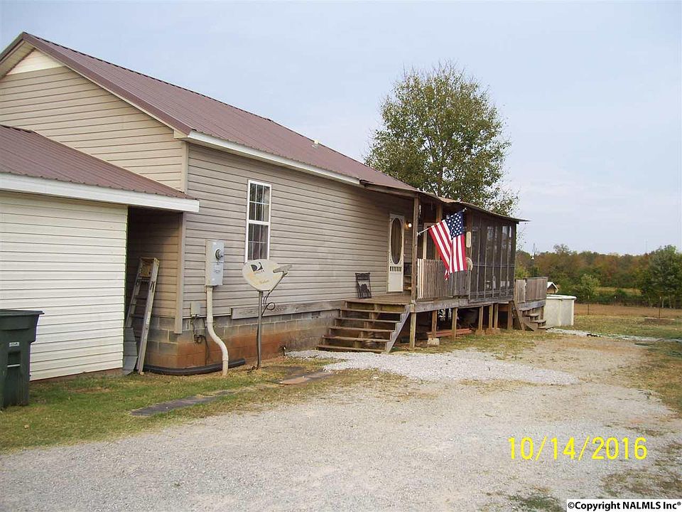 2nd image of 131 Caroline Rd