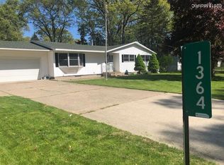 1364 Woodhaven Ave, Muskegon, MI 49445
