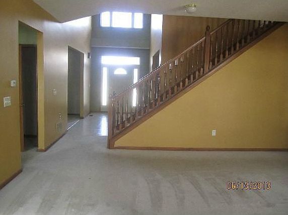 3rd image of 6297 Parkmeadow Ln