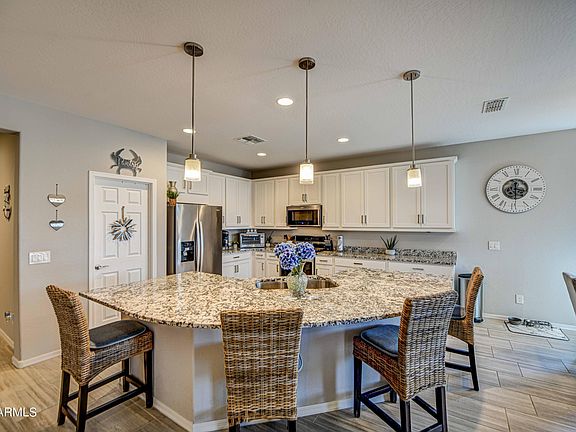 2nd image of 25906 W HORSHAM Drive
