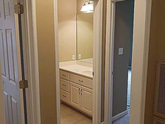 5th image of 2367 Parc Pl