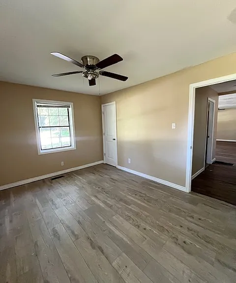 203 Vienna Cir — Photo 22