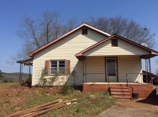 1128 Old Roanoke Rd, Bowdon, GA 30108