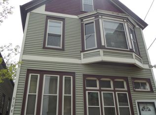 919 E Clarke St APT 1, Milwaukee, WI 53212
