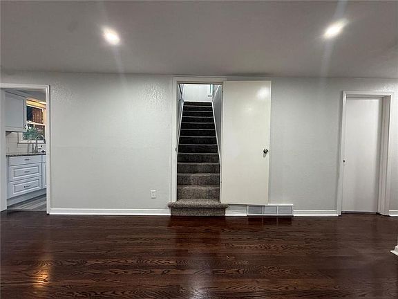 5th image of 3818 E 71st Ter