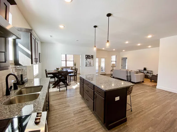 Villas at Anthony Park