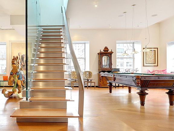3rd image of 52 Thompson St Unit Penthouse