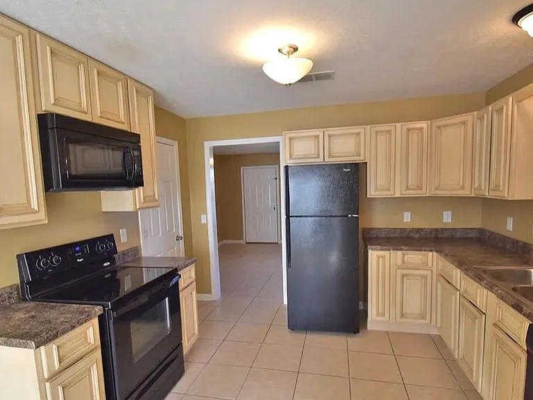 531 Dill Ln #A1 — Photo 3