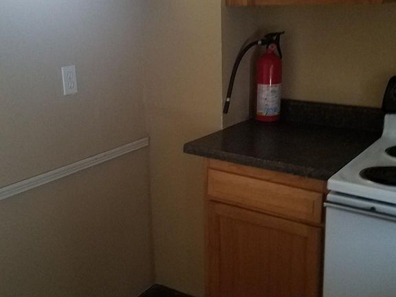 2nd image of 154 Woodland Ave #T2