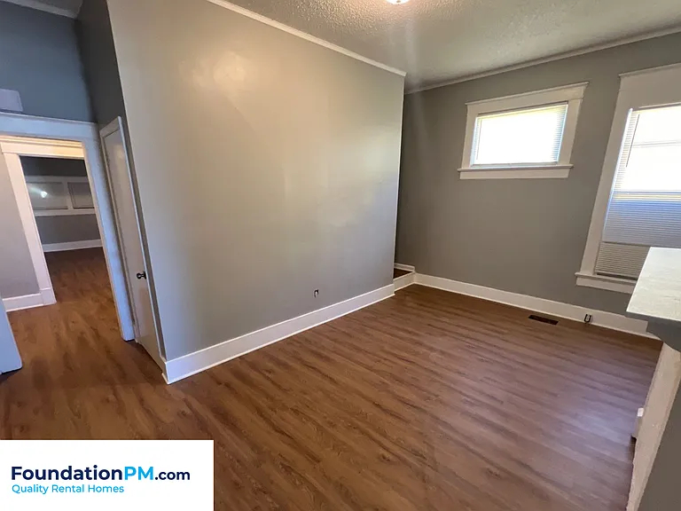 1229 Neptune St — Photo 5