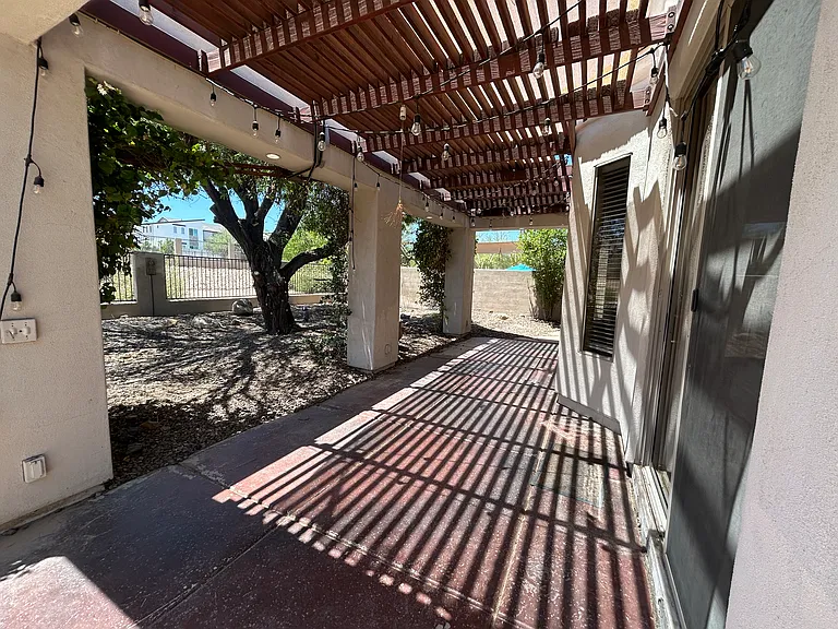 2041 E Fawn Dr — Photo 53