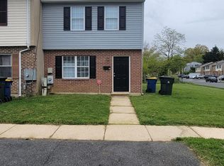 16 Dunsmore Rd, Newark, DE 19713