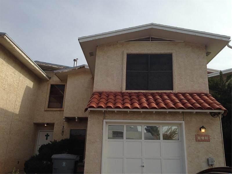 1st image of 702 La Chapa Ave