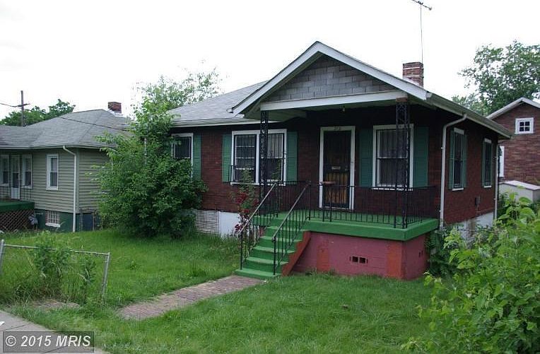 Exterior (Front)