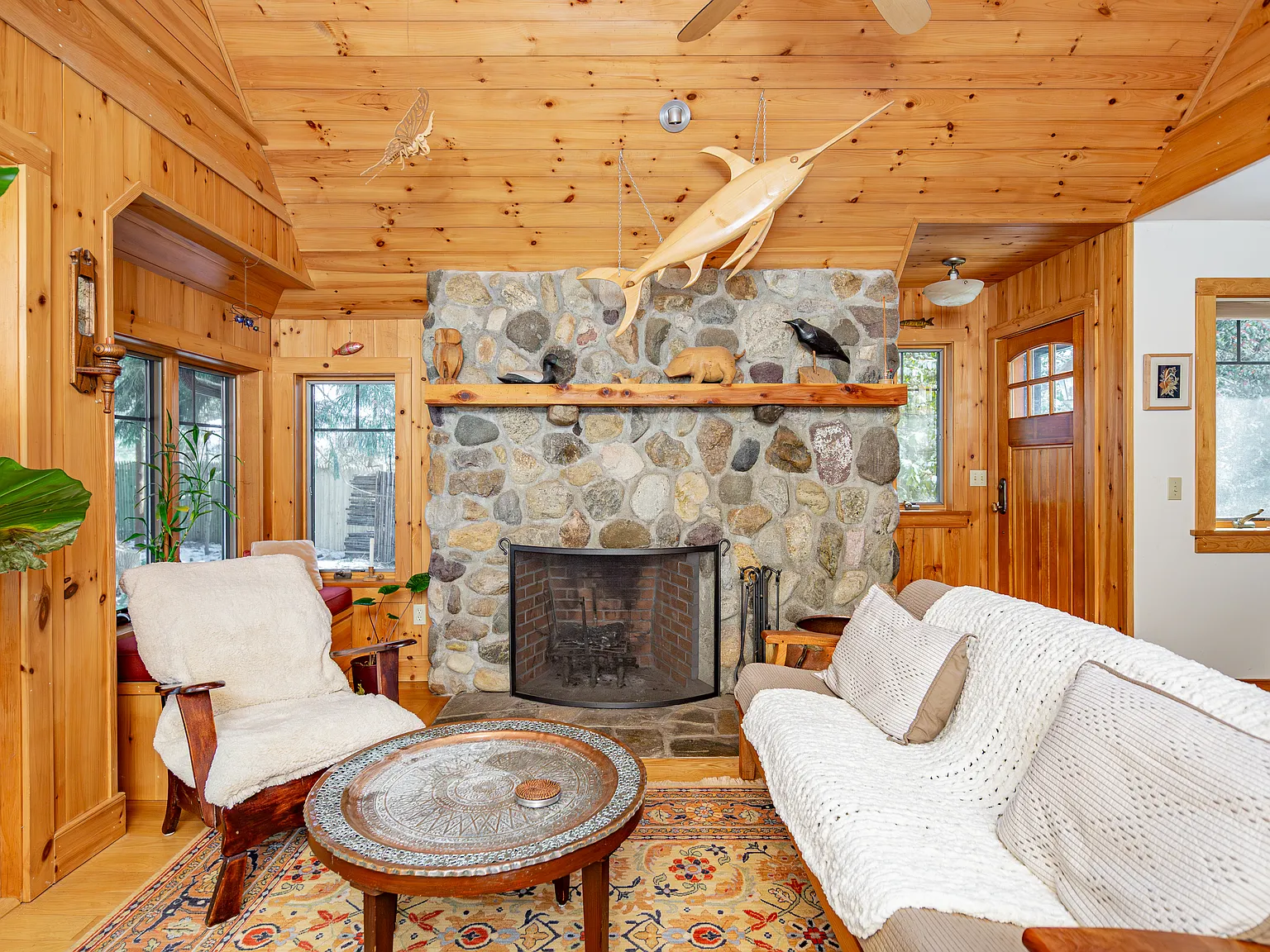 East Hampton Springs charmer MD-LD — Photo 2