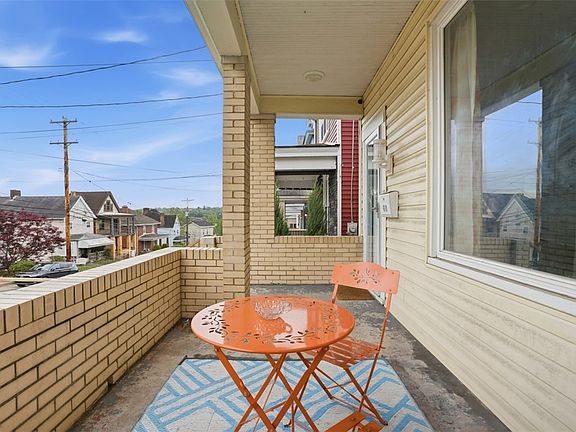 3rd image of 610 Boggs Ave