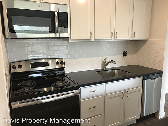 2nd image of 7505 SE 28th St APT 102