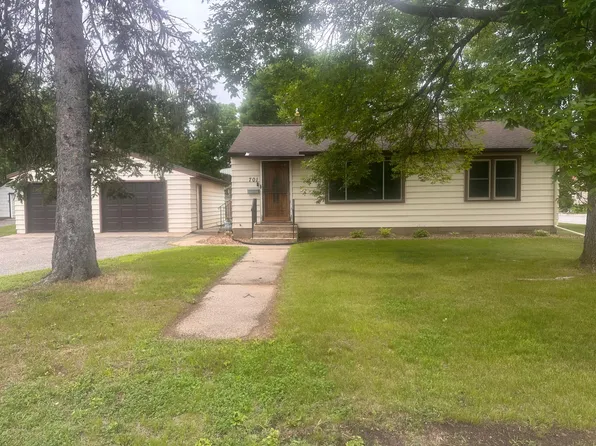 701 Summit Ave S, Sauk Rapids, MN 56379
