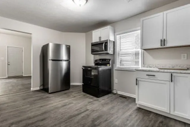 340 N Hamilton Ave #340.5 — Photo 1