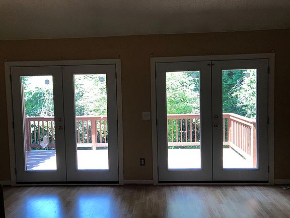 Downstairs Great Room - Doors New in 2022