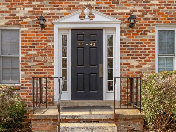 5th image of 2527 Hydraulic Rd APT 38