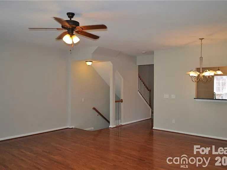 11536 Destin Ln — Photo 12