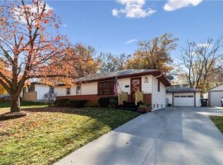 2744 Bennett Ave, Des Moines, IA 50310