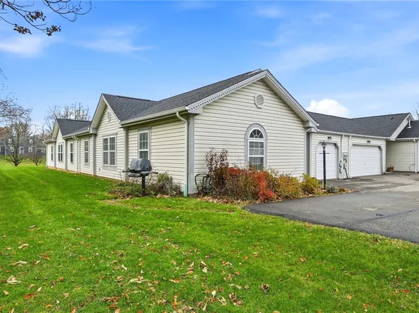 206 Huckleberry Ct, Wexford, PA 15090