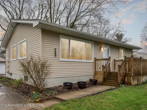 2132 Meadowlawn Dr, Holt, MI 48842