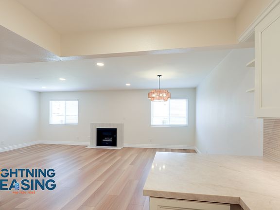 5th image of 1405 N Normandie Ave #108