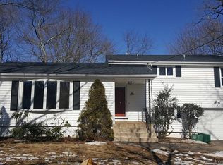 57 Carroll Rd, Hamden, CT 06517