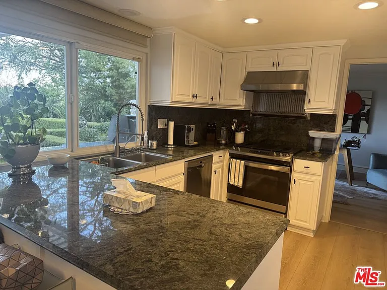 4230 Park Alisal — Photo 15