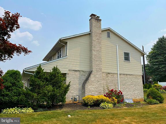 4th image of 308 Quittie Park Dr