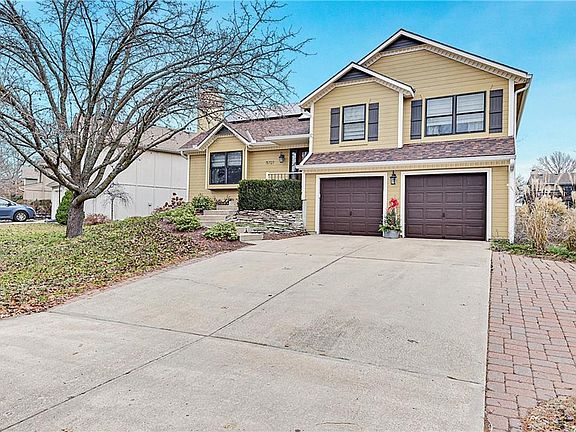 2nd image of 15727 Horton Ln