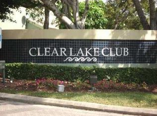 706 Executive Center Dr APT 21, West Palm Beach, FL 33401