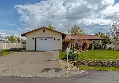 22147 Buckeye Pl photo 1