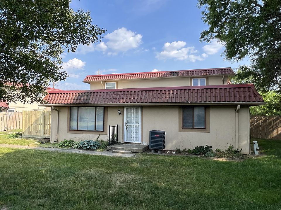1st image of 2804 Del Prado Dr #1