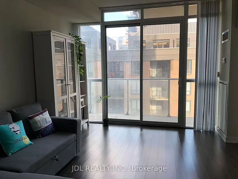 126 Simcoe St #1506 — Photo 4