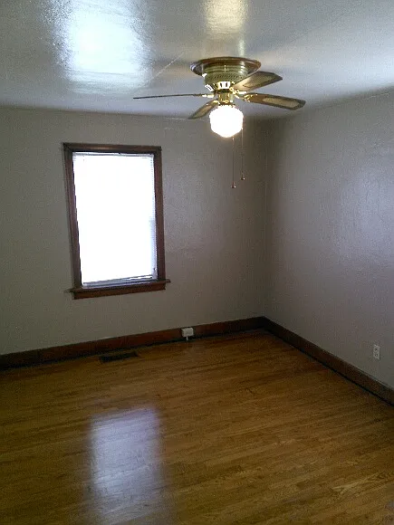2 bed, 950 sqft, $1,100 — Photo 4